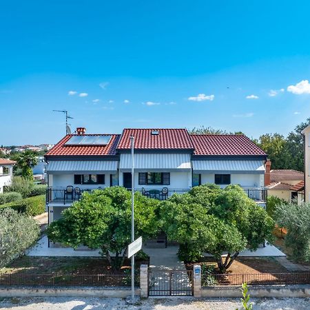 Mirko Appartement Poreč Buitenkant foto