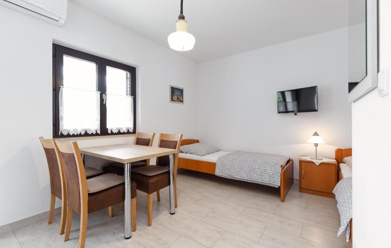 Mirko Appartement Poreč Buitenkant foto