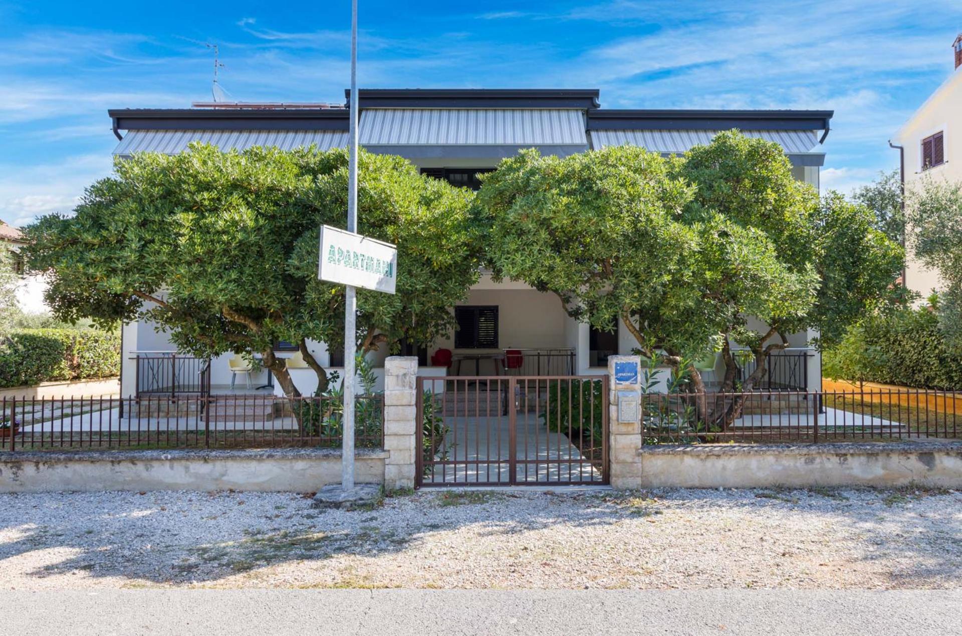 Mirko Appartement Poreč Buitenkant foto